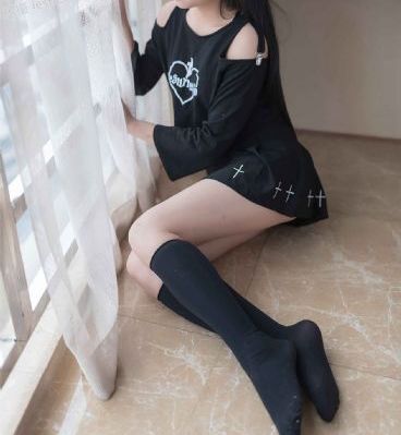商务旅行的女老板同房_超清免费播放