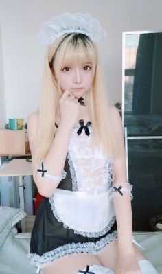 日本噜噜影院_十万网红美女美酱