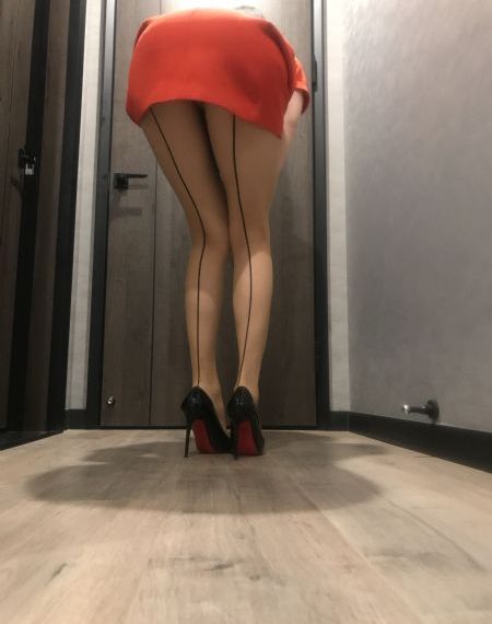 地下偶像在线观看_免费手机在线看观看